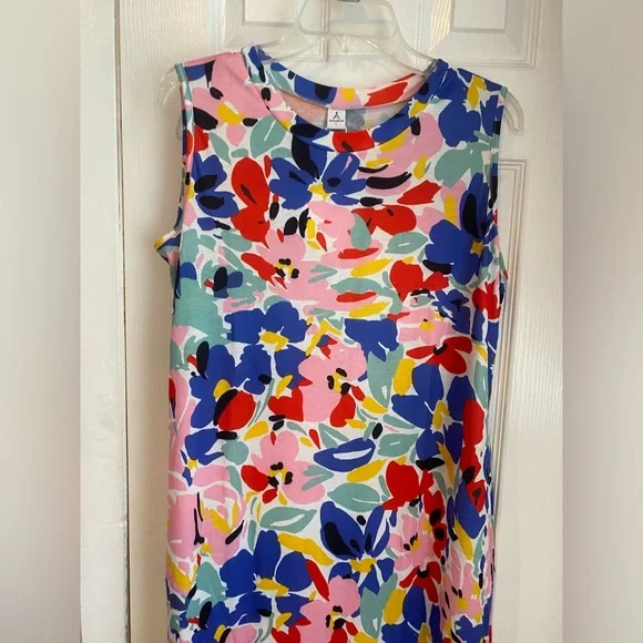 NWT Floral Maxi Dress - Picture 4 of 8
